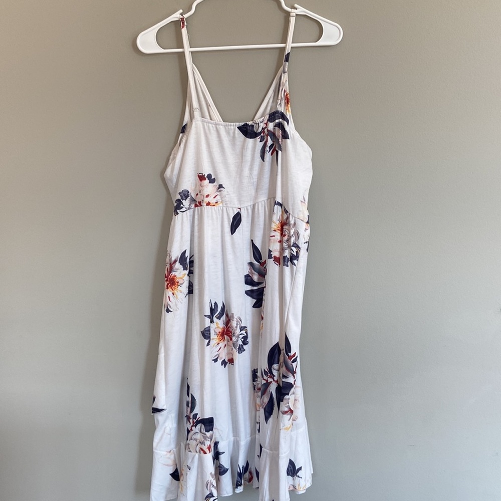 Dress - Picture 5 of 5